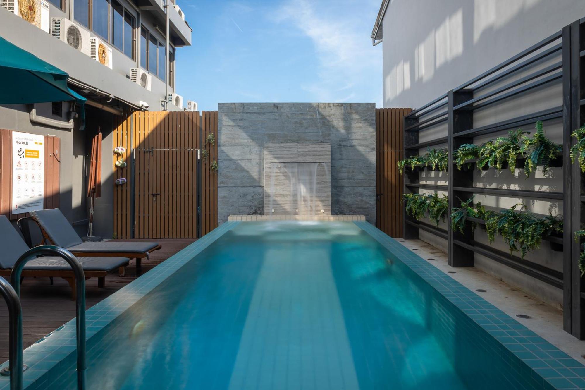 Recenta Style Phuket Town Hotel Exterior photo