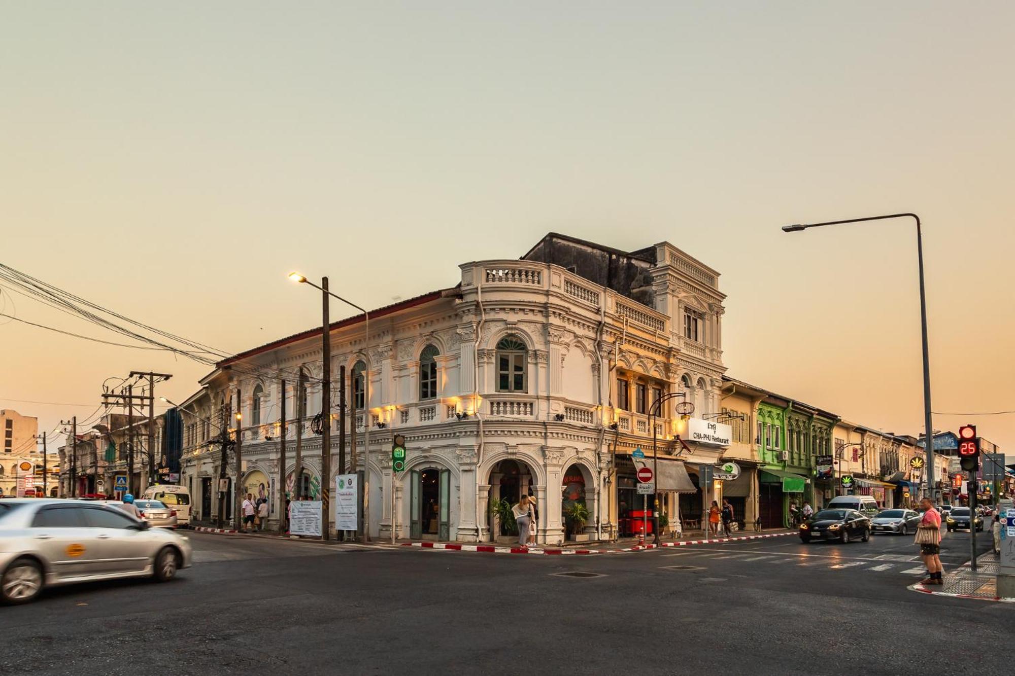 Recenta Style Phuket Town Hotel Exterior photo