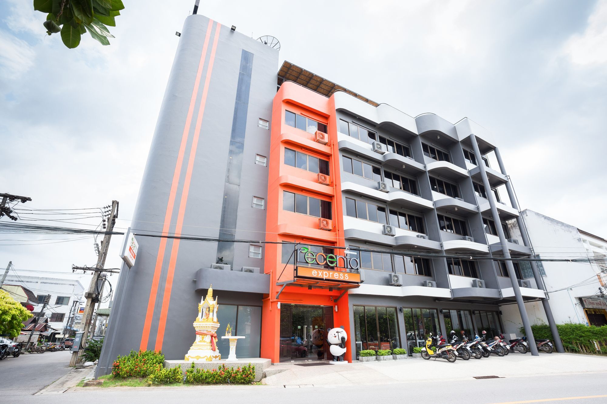 Recenta Style Phuket Town Hotel Exterior photo